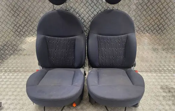 Fiat 500E Front passenger seat
