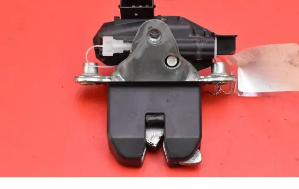 Tailgate/trunk/boot lock/catch/latch