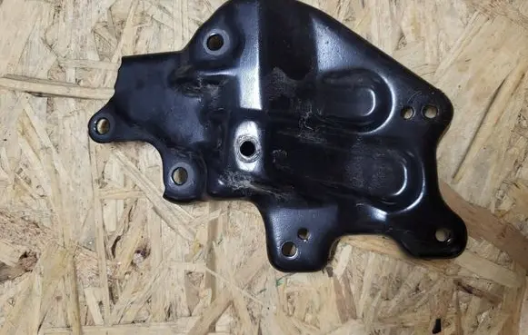 BMW X4 G02 other engine part 7925785 8597276