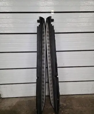 Mercedes-Benz GLS X166 Sill