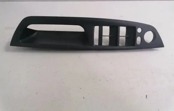 BMW X5 E70 Front door card panel trim 7137138