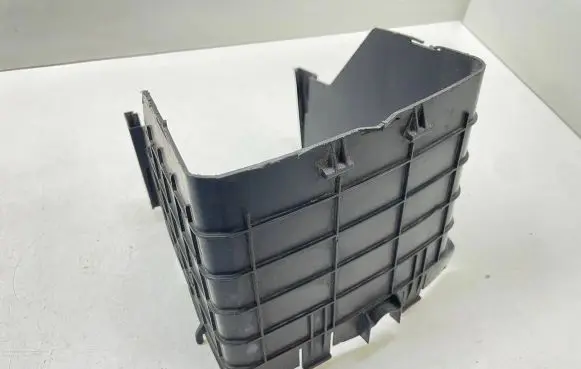 Volkswagen PASSAT B6 Battery box tray cover/lid 1K0915335C