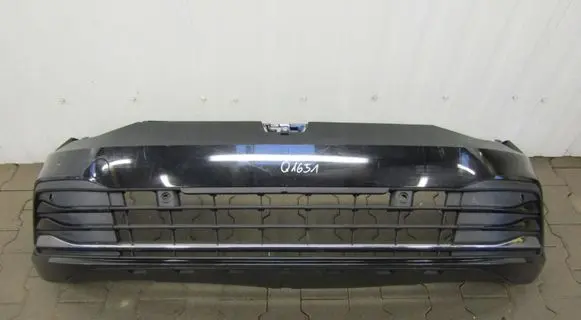 Volkswagen Golf VIII Front bumper 5H0807221