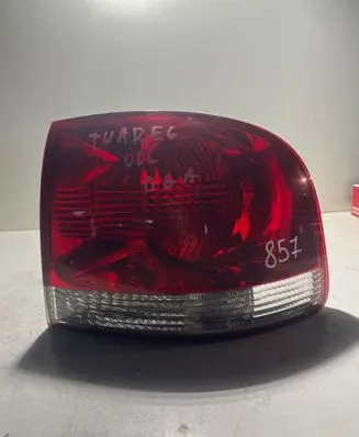 Volkswagen Touareg I Rear/tail lights