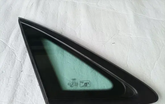 Audi A4 S4 B9 8W Rear side window 8W5845299F