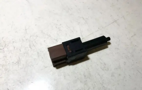 Nissan Primera Brake pedal sensor switch