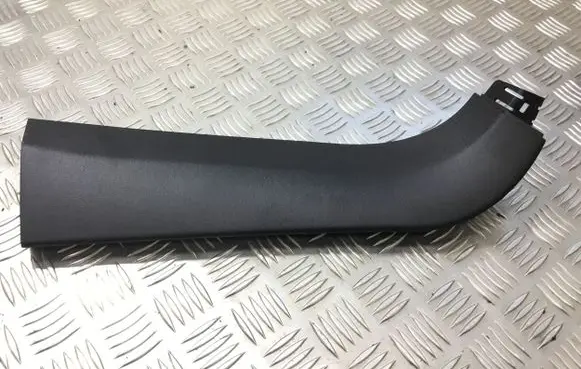 Tesla Model S Tailgate trim 100925200G