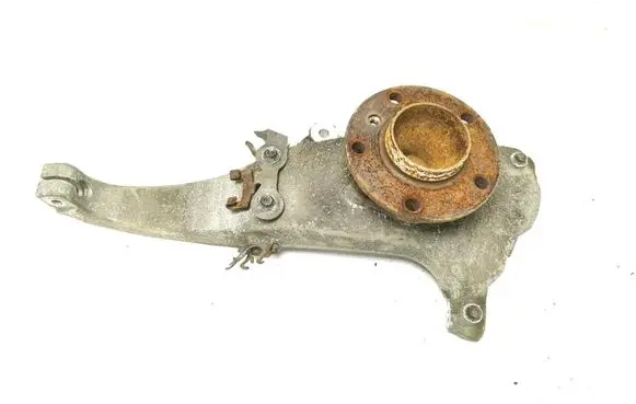 Front wheel hub