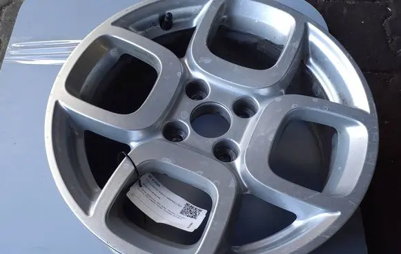 Citroen C4 Cactus R16 alloy rim 9802911977