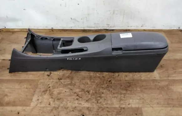 Toyota Celica T230 Center console