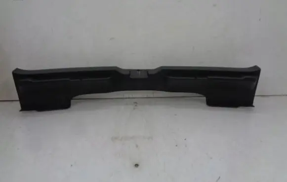 Toyota Verso Trunk/boot sill cover protection 647160F020