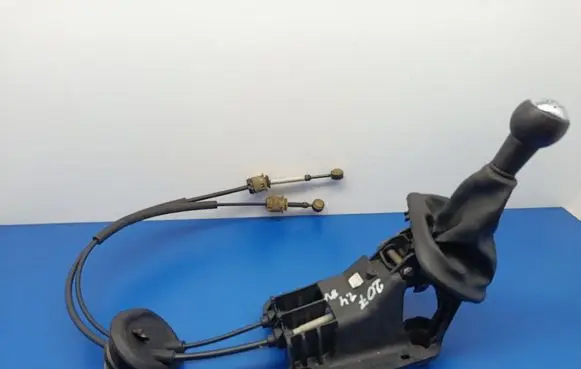 Peugeot 207 CC Gear shift rod 9654072080
