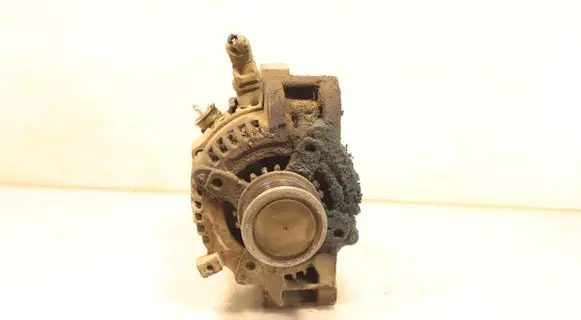 Toyota Verso Generator/alternator 104210-1881