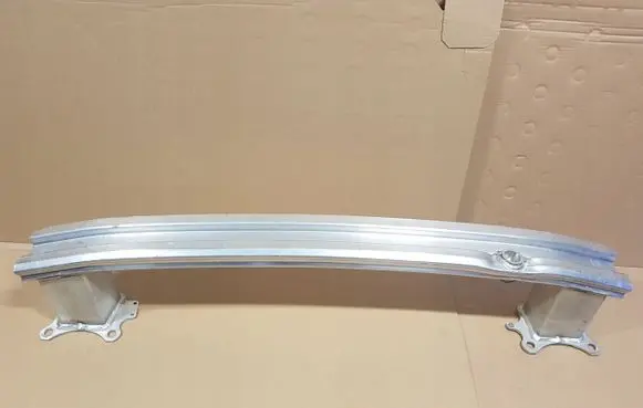 Ford Focus Rear bumper support beam 