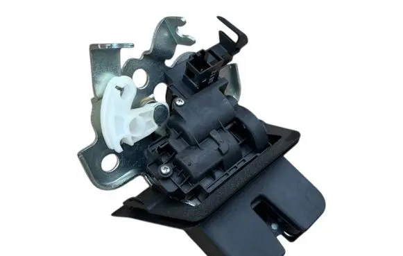 Audi Q3 8U Tailgate/trunk/boot lock/catch/latch 8u0827520