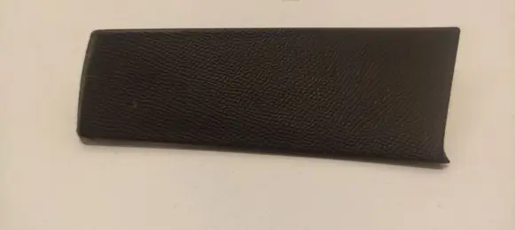 Peugeot 208 II Front door trim bar 9830433080