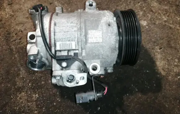Volkswagen Polo V 6R Air conditioning (A/C) compressor (pump) 6Q0820808G