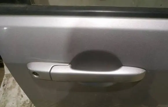 Honda CR-V Front door exterior handle 