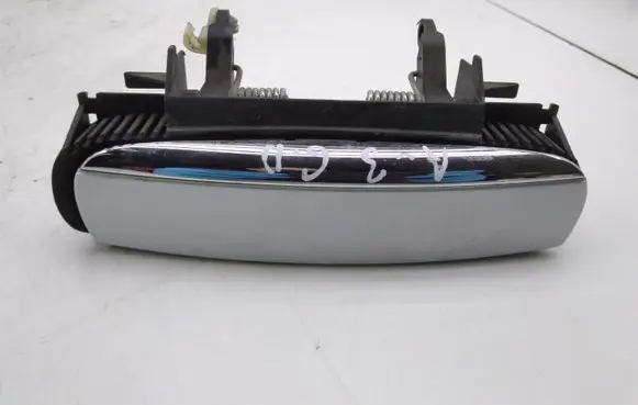 Audi A3 S3 A3 Sportback 8P Rear door exterior handle 4B0839885