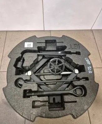 KIA Ceed Tool set 09149G4100