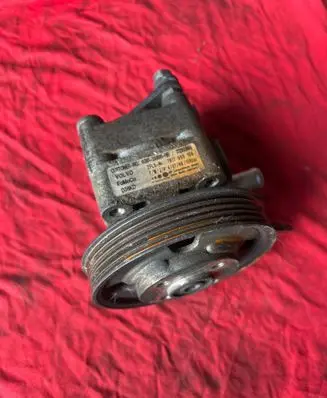Volvo V70 Power steering pump 6G913A696NB 31202095 7617955150
