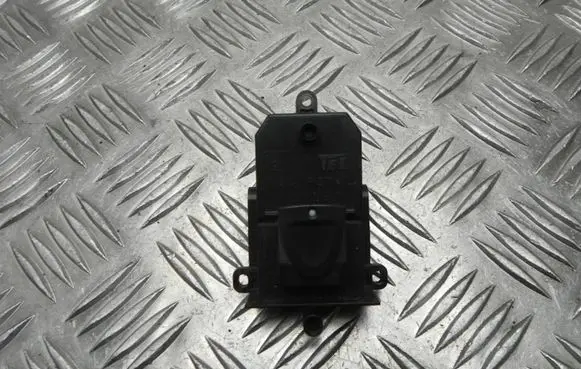 Honda Civic Electric window control switch M31538 T2220
