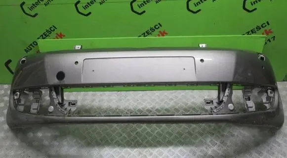 Volkswagen Golf Plus Front bumper 5M0807221