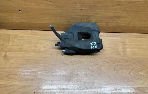 Rear brake caliper