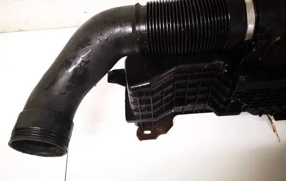 Renault Laguna I Air intake hose/pipe 7700870674