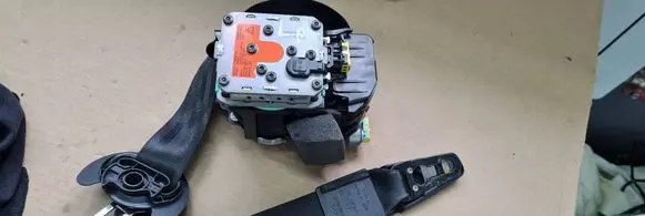 Audi A5 Sportback 8TA Front seatbelt 8T8857705F