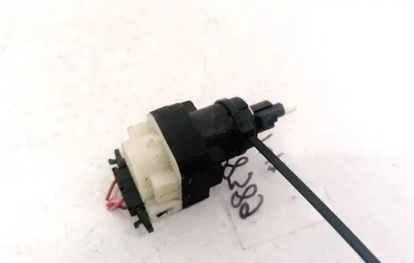 Audi A6 S6 C6 4F Brake pedal sensor switch 1K2945511