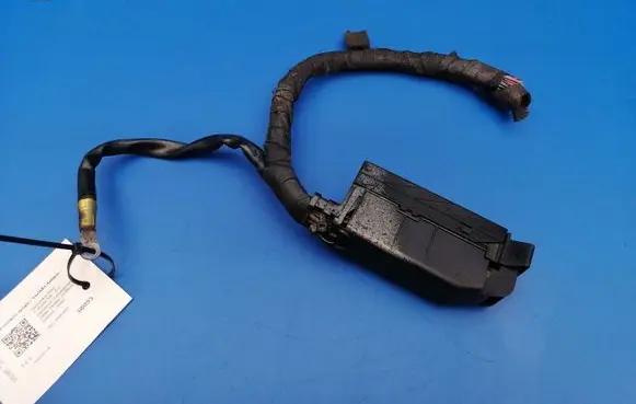 Mercedes-Benz C W203 ABS module connector plug 1394119 1394112 1394113