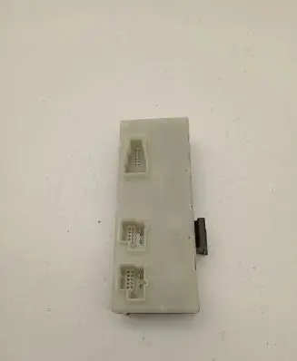 BMW X6 F16 Tailgate/trunk control unit/module 8739659