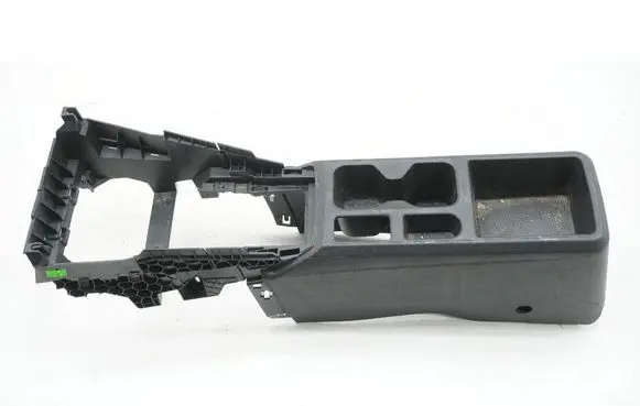 Volkswagen Caddy Center console 