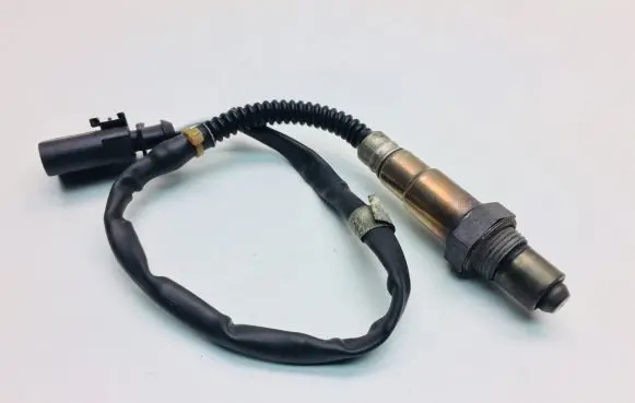 Volkswagen Touareg I Lambda probe sensor 022906262CE