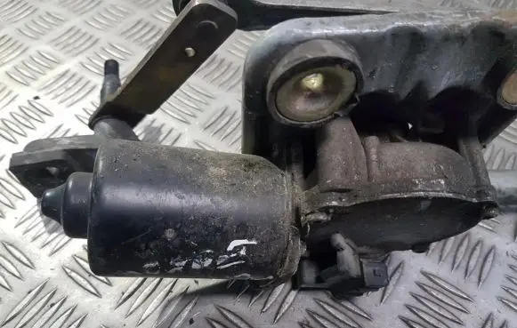 Ford Mondeo MK I Wiper motor 93BB17B571AC