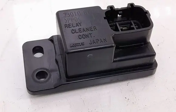 Mazda 6 Window washer relay 3301061091