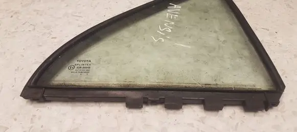 Toyota Avensis T250 Rear vent window glass 43R00048 DOT24AS2M68