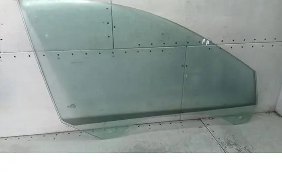 Audi A6 Allroad C5 Front door window glass four-door 