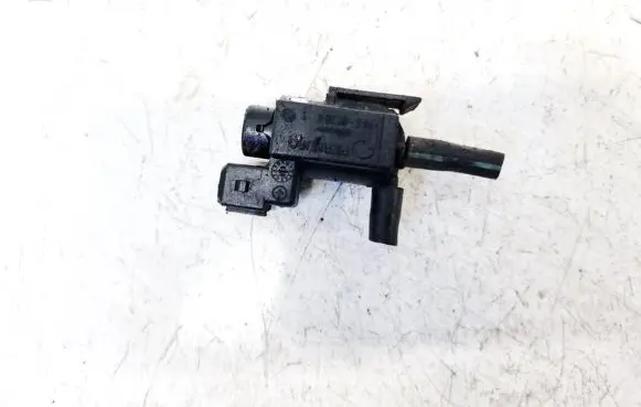 Volvo V70 Turbo solenoid valve 72224010