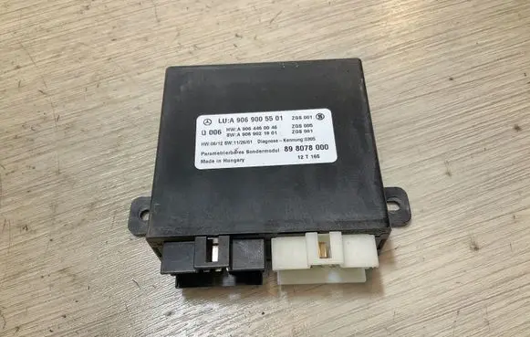 Mercedes-Benz Sprinter W906 Comfort/convenience module A9069005501