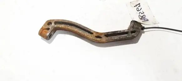Skoda Octavia Mk2 (1Z) Engine mounting bracket 1k0199359e