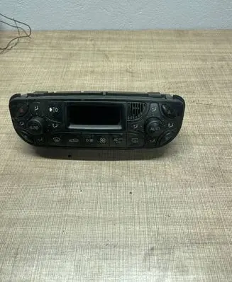 Mercedes-Benz C W203 Climate control unit 2098300285 9140010491