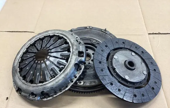 Ford C-MAX II Clutch set kit CM5G6477DC CM5G7550LA