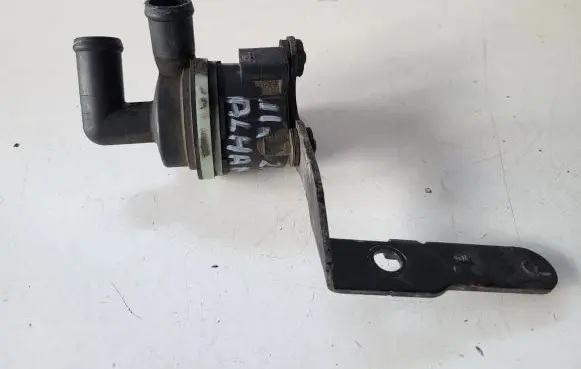Seat Alhambra (Mk2) Electric auxiliary coolant/water pump 5N0965561A
