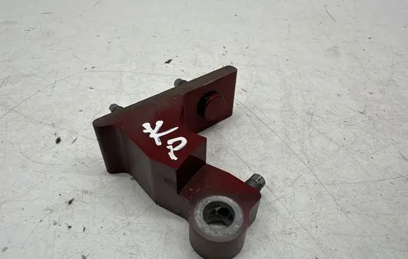 Mercedes-Benz C W205 Front door upper hinge