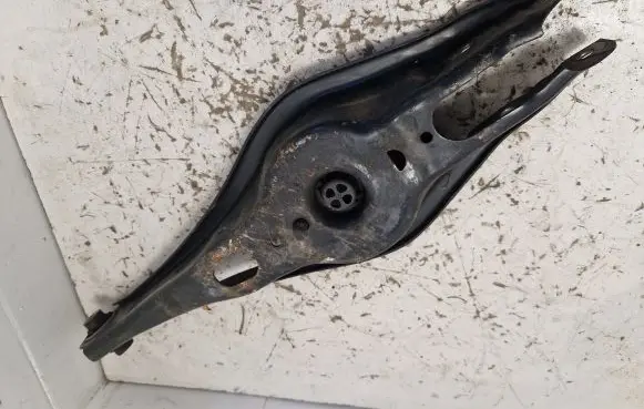Skoda Kodiaq Rear upper control arm/wishbone 3Q0505311E