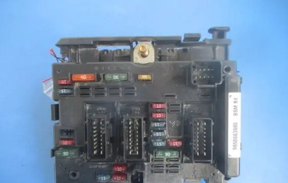 Peugeot 206 CC Fuse box set 9650663980