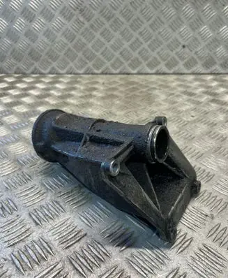BMW 5 F10 F11 Driveshaft support bearing bracket 7600691