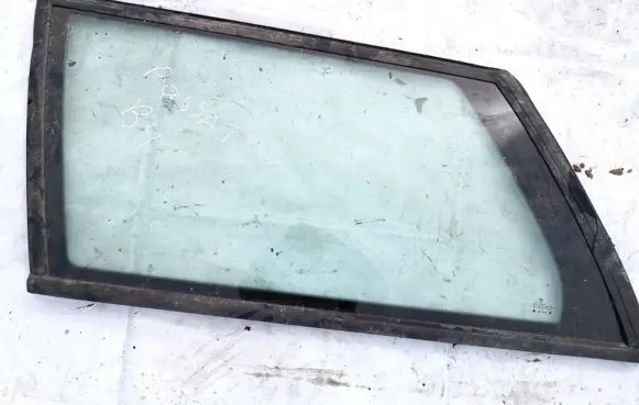Volkswagen PASSAT B4 Rear side window